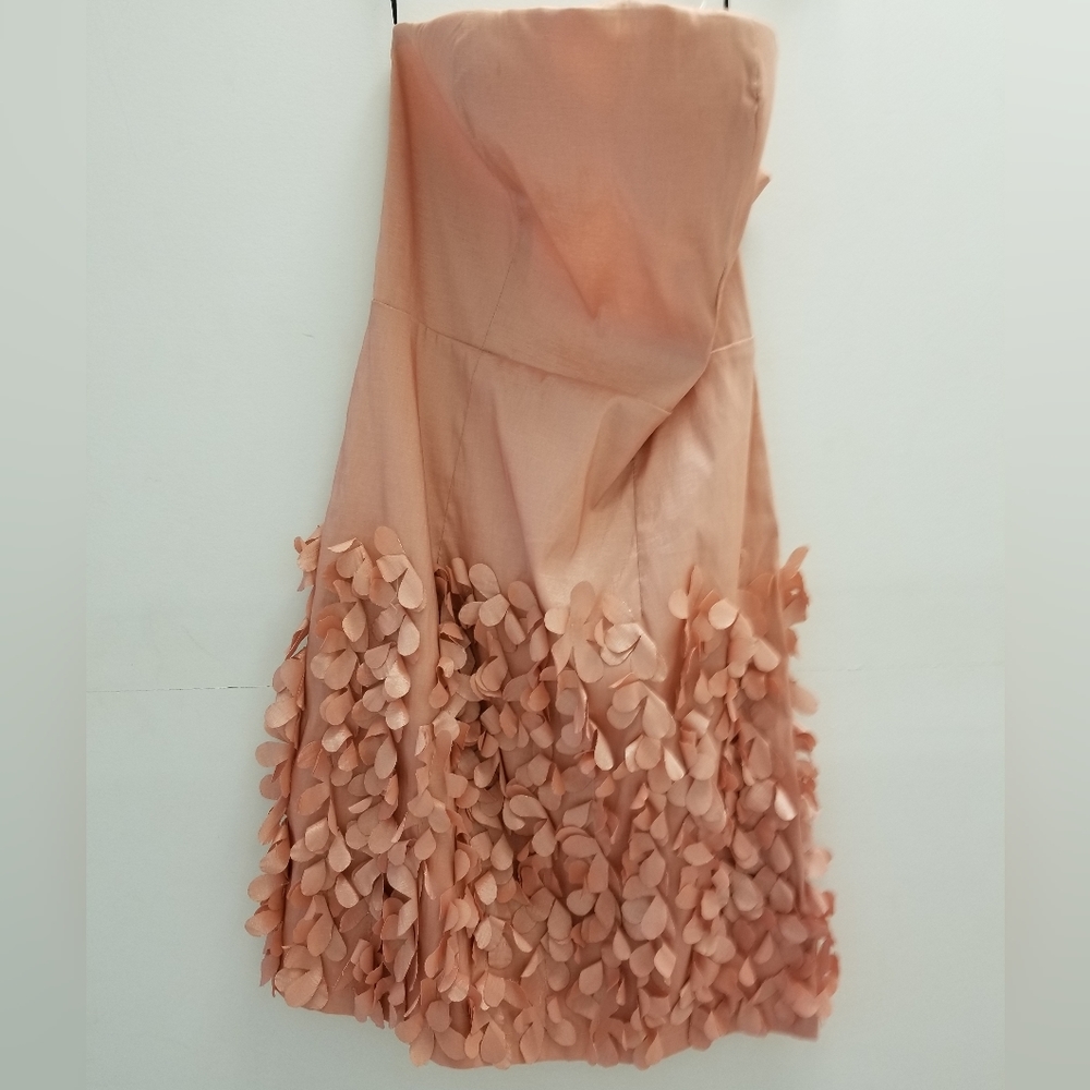 STRAPLESS Forever 21 dress in Coral Size M
